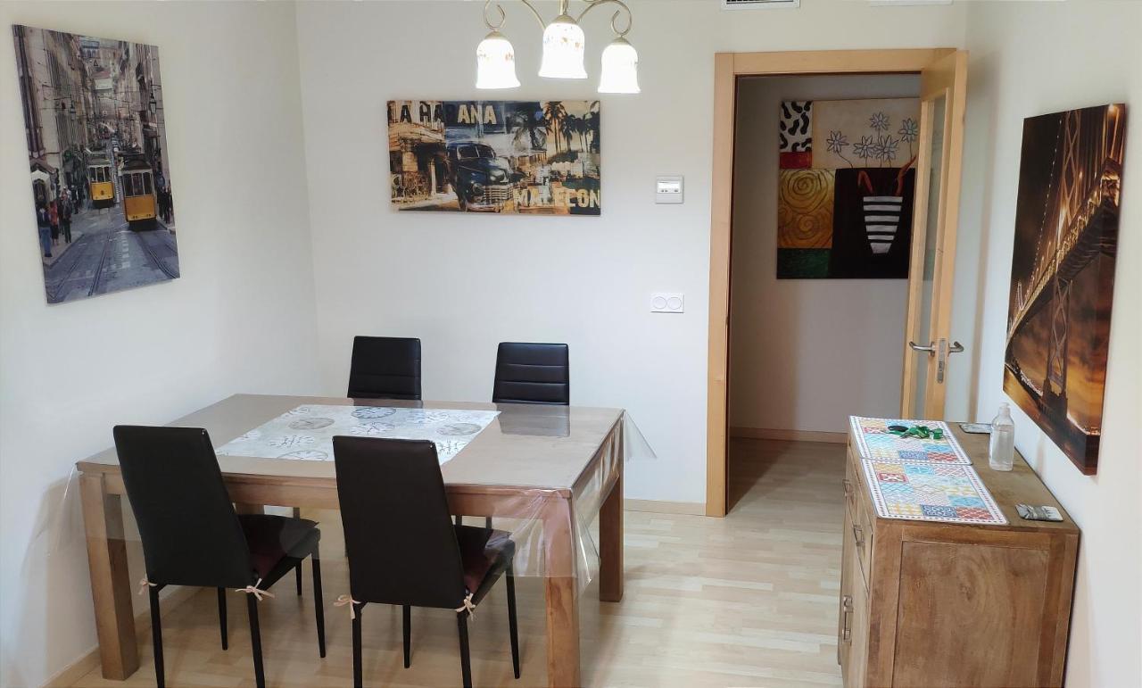 מאלגה On The Beach! Frente Al Paseo Maritimo, Parking Y Piscina מראה חיצוני תמונה