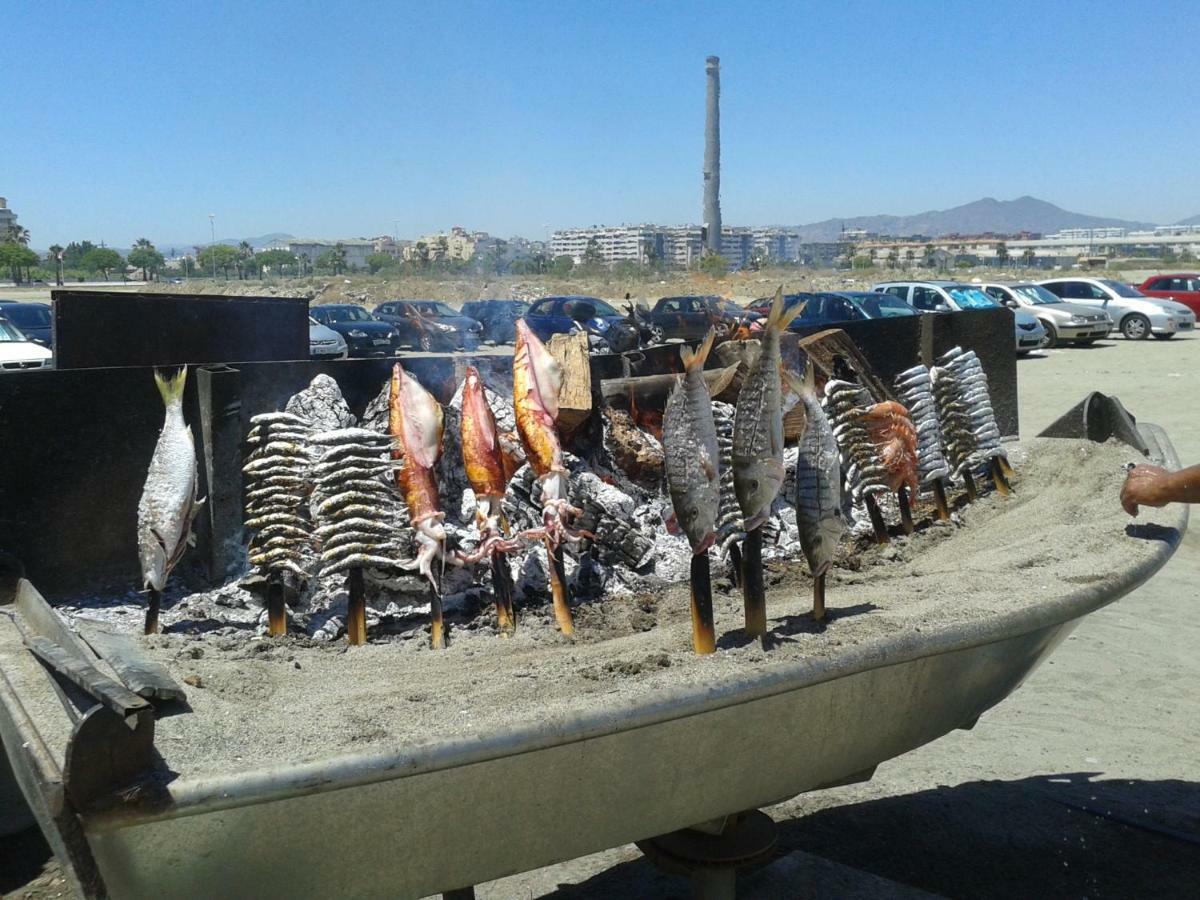 מאלגה On The Beach! Frente Al Paseo Maritimo, Parking Y Piscina מראה חיצוני תמונה