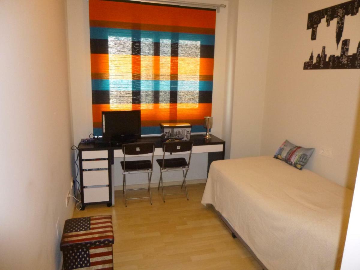 מאלגה On The Beach! Frente Al Paseo Maritimo, Parking Y Piscina מראה חיצוני תמונה